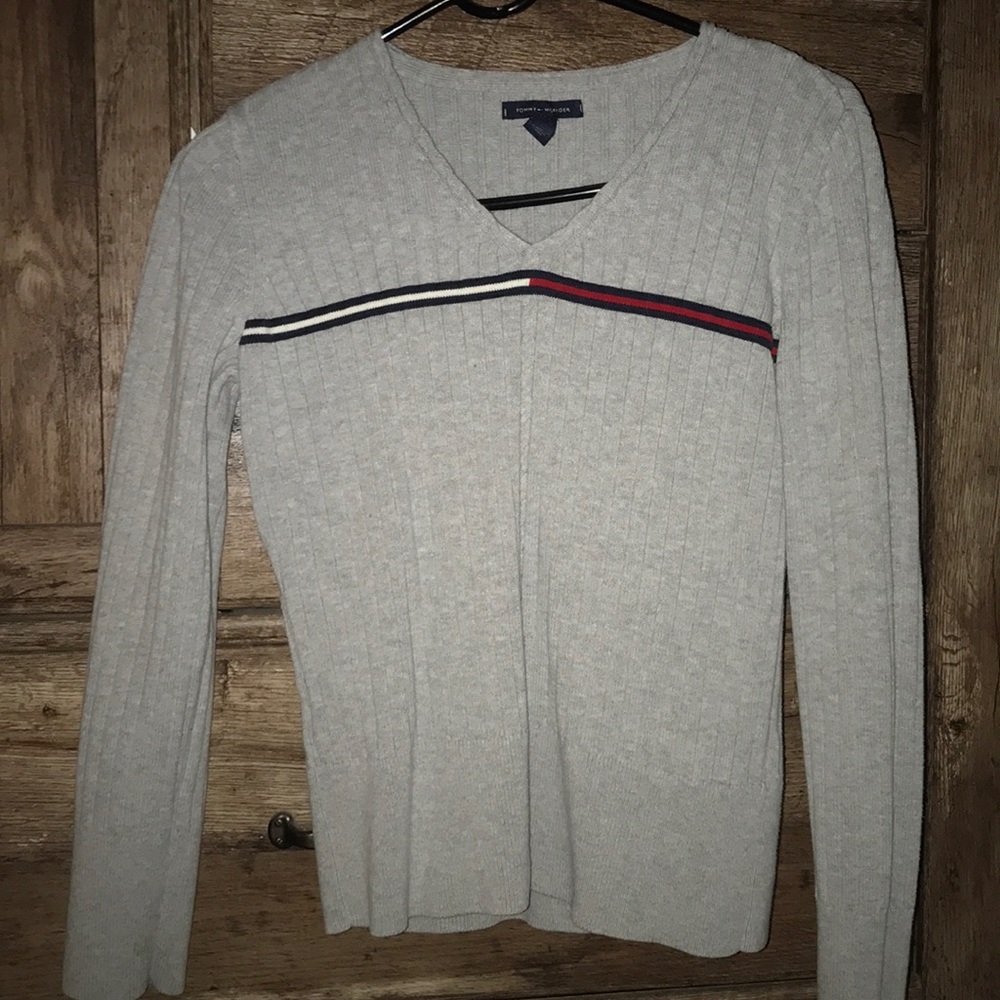 Tommy sweater